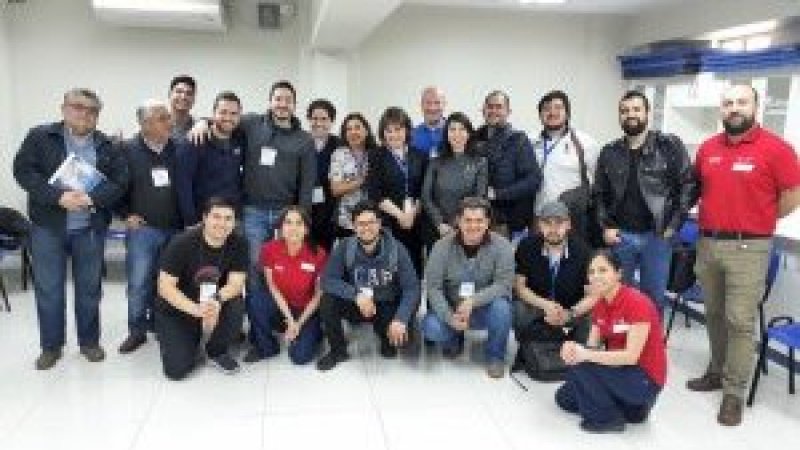 Centro AHA U. Central impartió curso BLS a médicos del Hospital Barros Luco