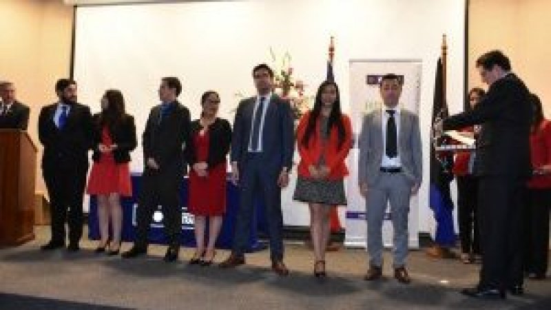 Egresados de la Facultad de Derecho reciben su licenciatura en La Serena
