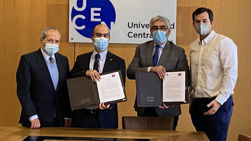 UCEN y SENDA firman convenio de colaboración técnica para la prevención del consumo de drogas y alcohol