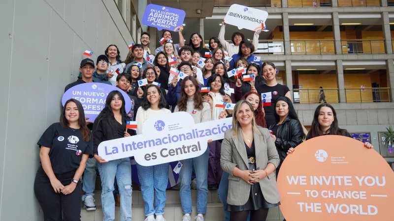 DRI dio la bienvenida a estudiantes internacionales